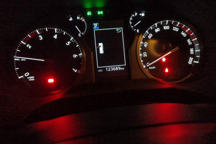 Used Toyota Prado 2019 3.5L Automatic TX-L Deluxe Edition Odometer Close Up