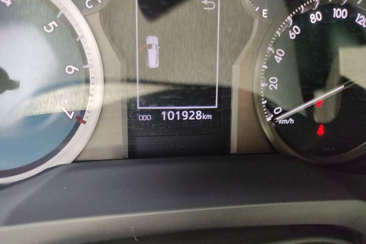 Used Toyota Prado 2019 3.5L Automatic TX-L Deluxe Edition with Rear-Mounted Spare Tire Odometer Close Up