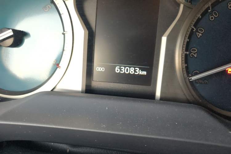 Used Toyota Prado 2019 3.5L Automatic TX-L Deluxe Edition Odometer Close Up