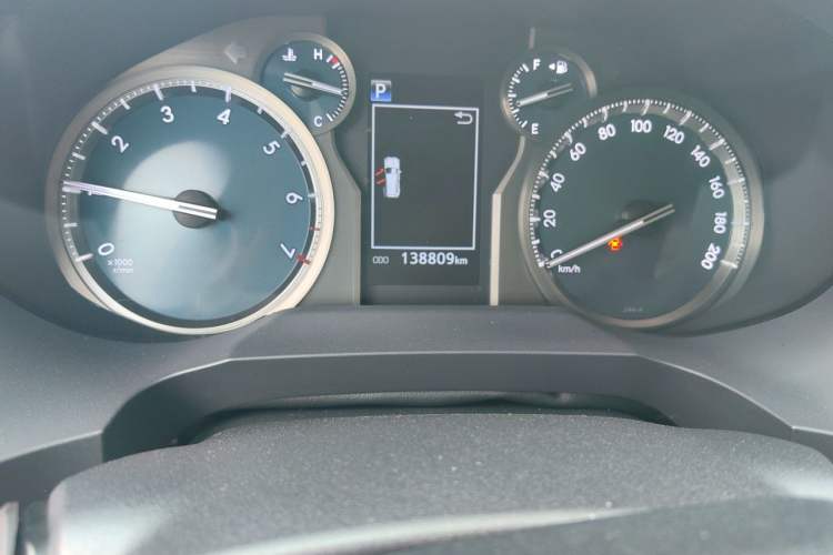Used Toyota Prado 2019 3.5L Automatic TX-L Deluxe Edition with Rear-Mounted Spare Tire Odometer Close Up