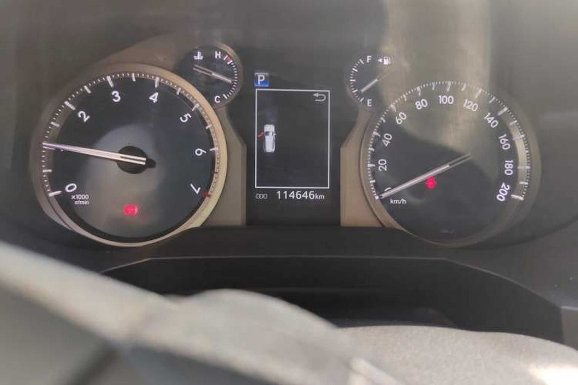 Used Toyota Prado 2019 3.5L Automatic TX-L Deluxe Edition with Rear-Mounted Spare Tire Odometer Close Up
