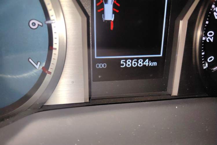 Used Toyota Prado 2019 3.5L Automatic TX-L Deluxe Edition with Rear-Mounted Spare Tire Odometer Close Up