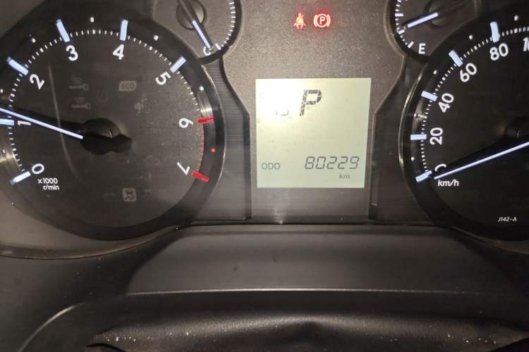 Used Toyota Prado 2019 4.0L GX-R Dubai Edition – Middle East Odometer Close Up