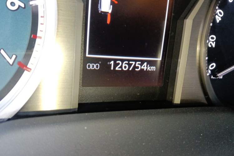Used Toyota Prado 2019 3.5L Automatic TX-L Deluxe Edition Odometer Close Up