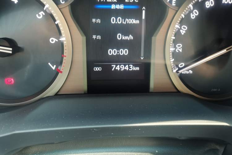 Used Toyota Prado 2019 3.5L Automatic TX-L Deluxe Edition Odometer Close Up