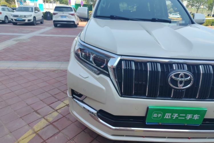 Used Toyota Prado 2019 3.5L Automatic TX-L Deluxe Edition Right Front Headlight