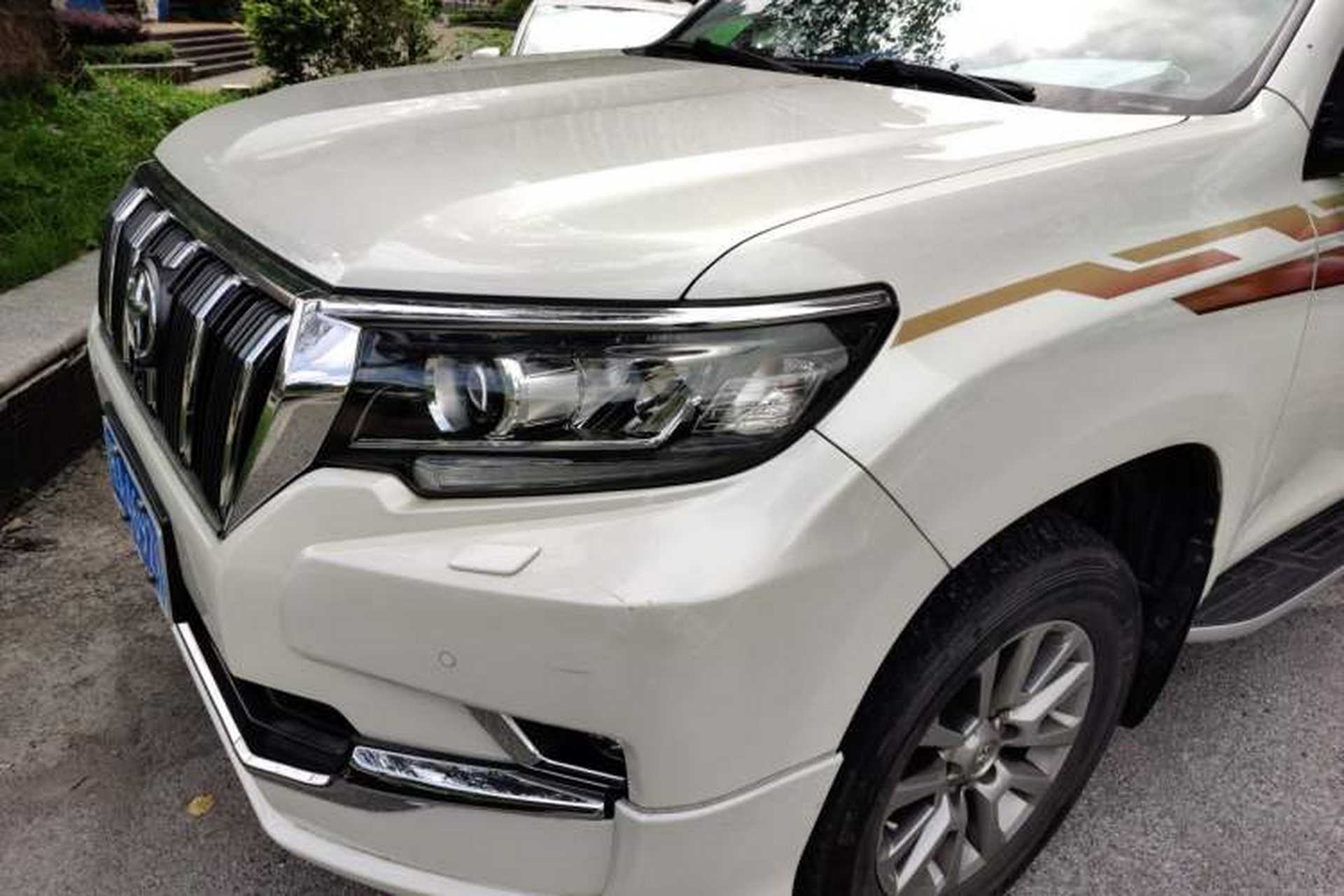 Used Toyota Prado 2019 3.5L Automatic TX-L Deluxe Edition with Rear-Mounted Spare Tire Right Front Headlight