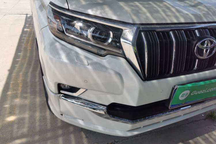Used Toyota Prado 2019 3.5L Automatic TX-L Deluxe Edition Right Front Headlight