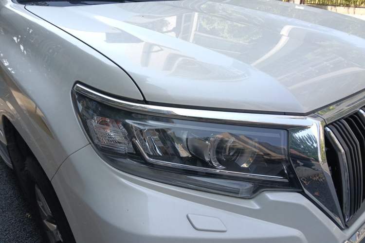 Used Toyota Prado 2019 3.5L Automatic TX-L Deluxe Edition Right Front Headlight