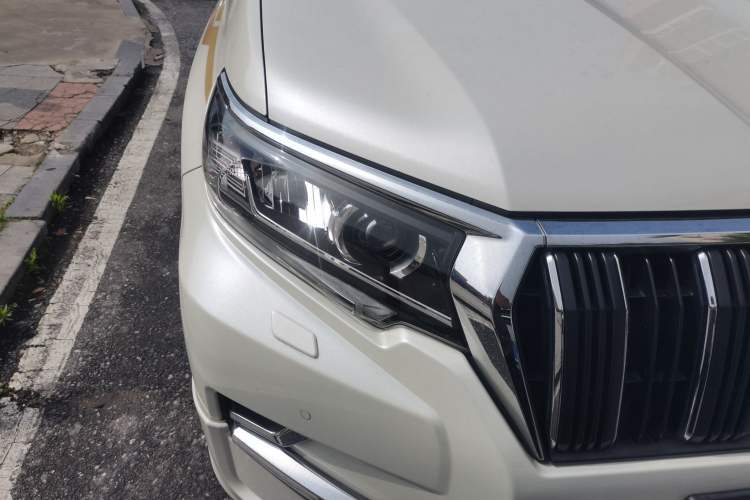 Used Toyota Prado 2019 3.5L Automatic TX-L Deluxe Edition Right Front Headlight