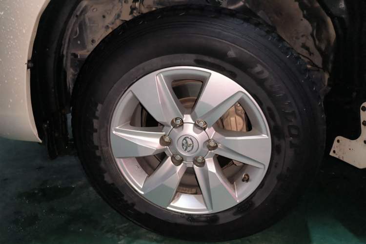 Used Toyota Prado 2019 2.7L TX-L U.S. Specification Right Front Wheel Hub