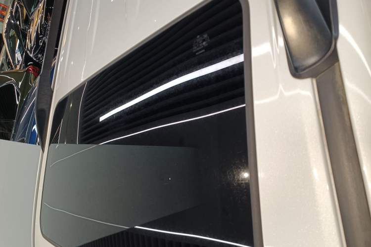 Used Toyota Prado 2019 3.5L Automatic TX-L Deluxe Edition with Rear-Mounted Spare Tire Roof