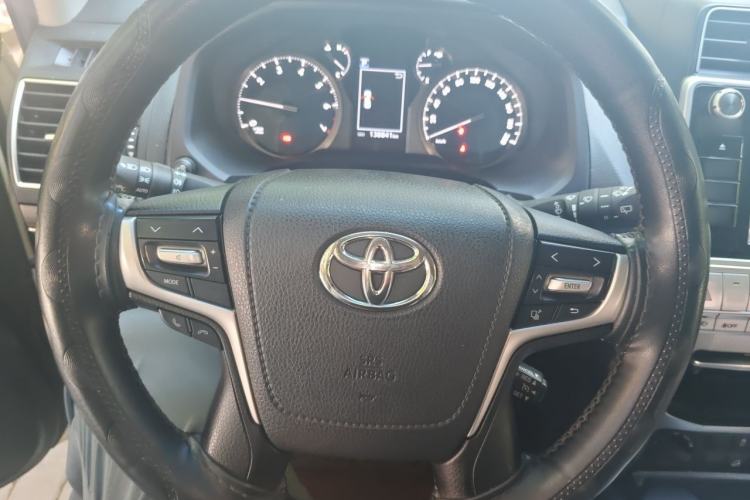 Used Toyota Prado 2019 3.5L Automatic TX-L Deluxe Edition with Rear-Mounted Spare Tire Steering Wheel