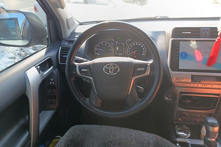 Used Toyota Prado 2019 3.5L Automatic TX-L Deluxe Edition Steering Wheel
