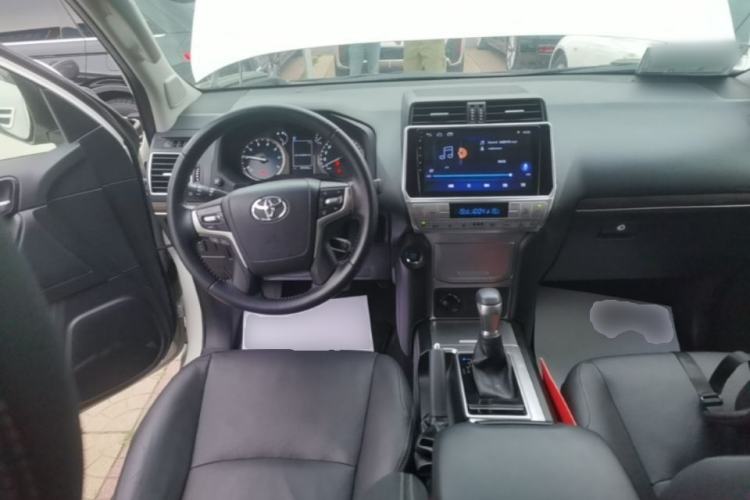 Used Toyota Prado 2019 3.5L Automatic TX-L Deluxe Edition Steering Wheel