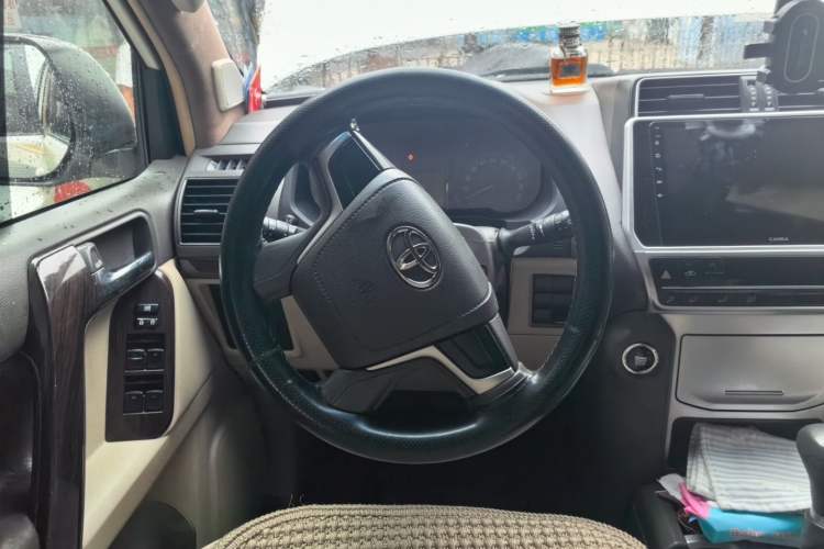 Used Toyota Prado  Steering Wheel