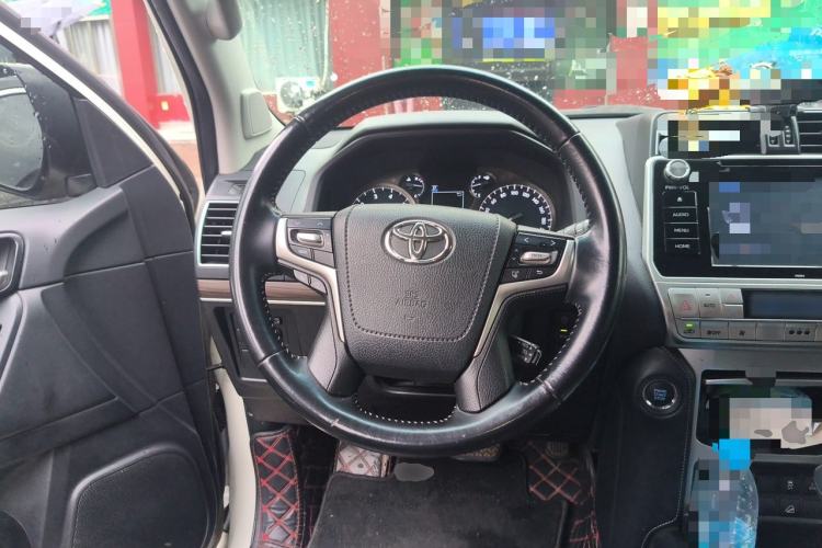 Used Toyota Prado 2019 3.5L Automatic TX-L Deluxe Edition with Rear-Mounted Spare Tire Steering Wheel