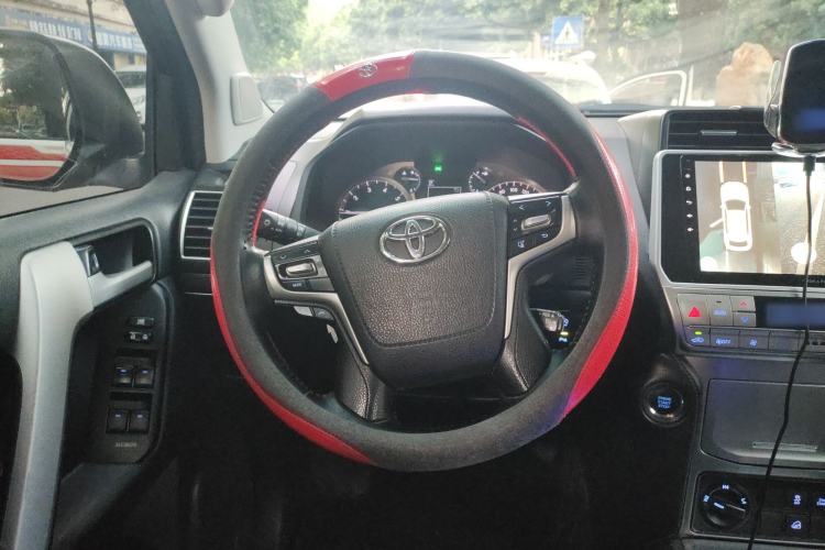 Used Toyota Prado 2019 3.5L Automatic TX-L Deluxe Edition with Rear-Mounted Spare Tire Steering Wheel