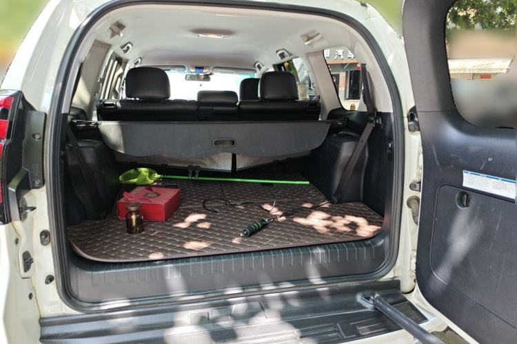 Used Toyota Prado  Trunk