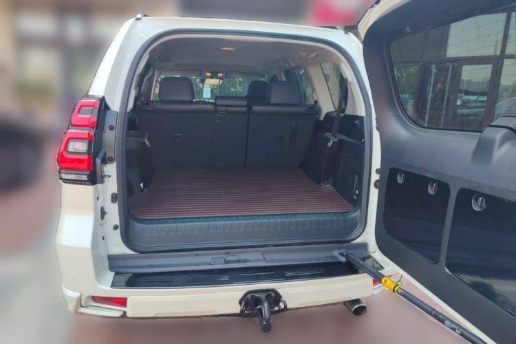 Used Toyota Prado 2019 3.5L Automatic TX-L Deluxe Edition Trunk