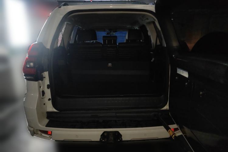 Used Toyota Prado 2019 3.5L Automatic TX-L Deluxe Edition with Rear-Mounted Spare Tire Trunk