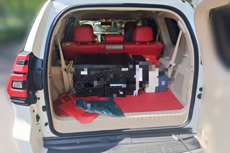 Used Toyota Prado  Trunk