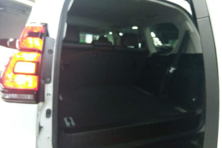 Used Toyota Prado 2019 3.5L Automatic TX-L Deluxe Edition Trunk