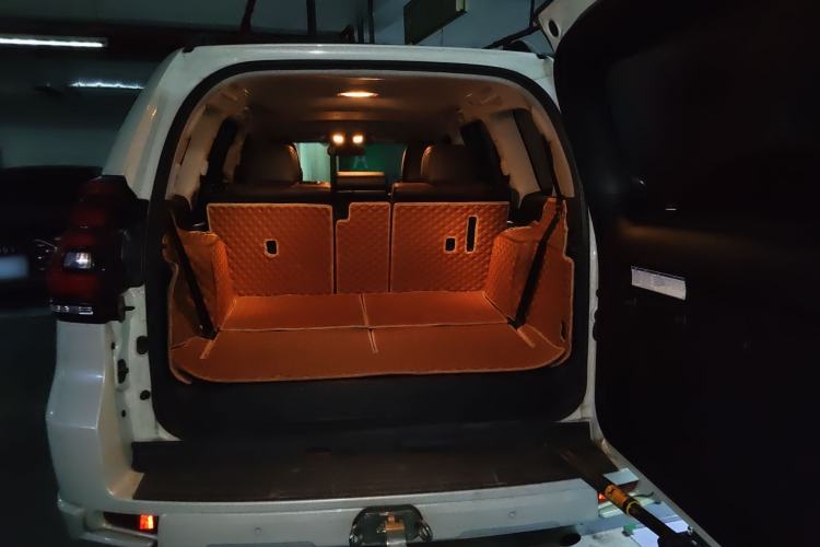 Used Toyota Prado 2019 3.5L Automatic TX-L Deluxe Edition with Rear-Mounted Spare Tire Trunk