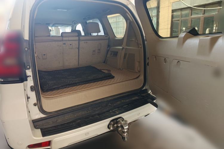 Used Toyota Prado  Trunk