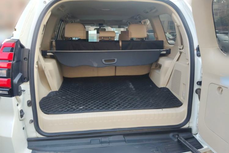 Used Toyota Prado  Trunk