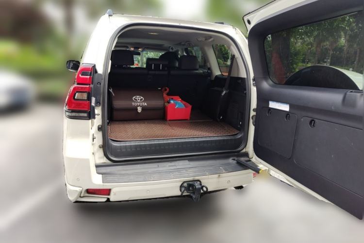 Used Toyota Prado 2019 3.5L Automatic TX-L Deluxe Edition with Rear-Mounted Spare Tire Trunk