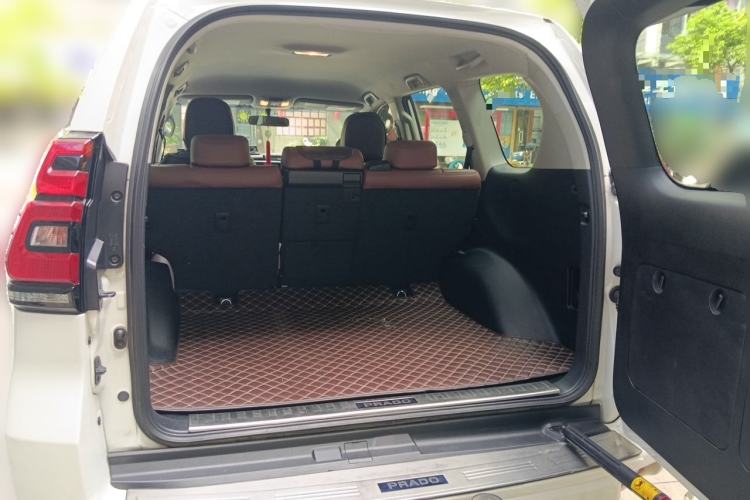 Used Toyota Prado  Trunk