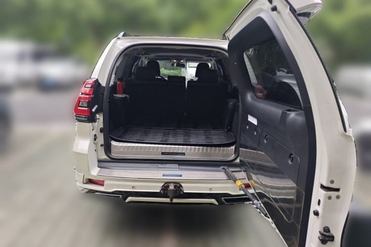 Used Toyota Prado 2019 3.5L Automatic TX-L Deluxe Edition with Rear-Mounted Spare Tire Trunk