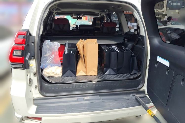Used Toyota Prado 2019 3.5L Automatic TX-L Deluxe Edition with Rear-Mounted Spare Tire Trunk