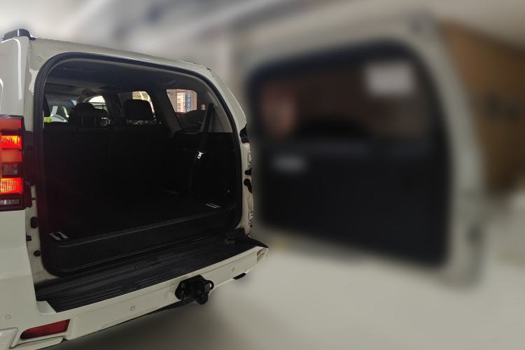 Used Toyota Prado 2019 3.5L Automatic TX-L Deluxe Edition with Rear-Mounted Spare Tire Trunk