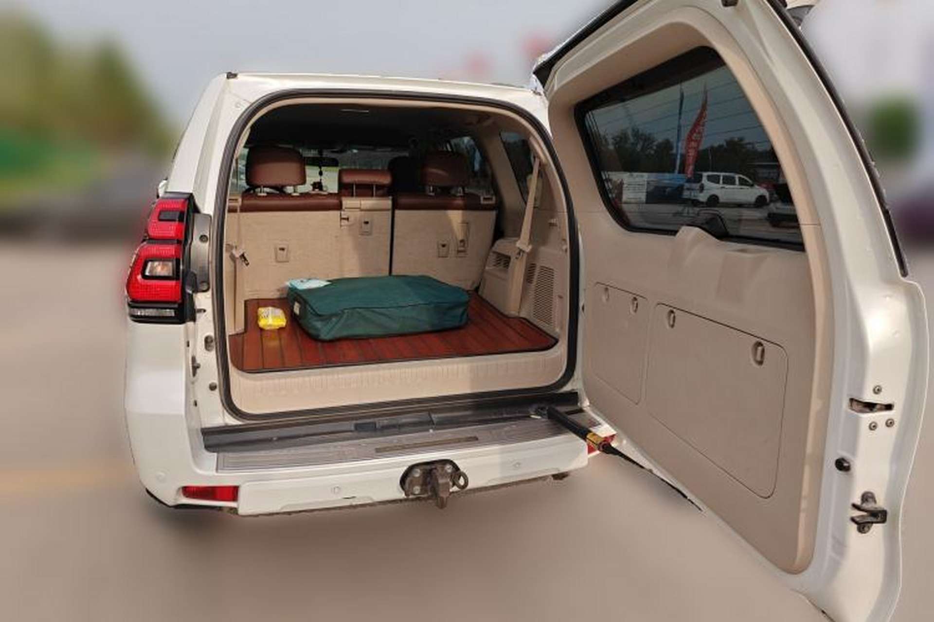 Used Toyota Prado  Trunk