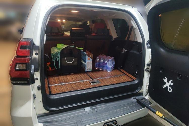 Used Toyota Prado 2019 3.5L Automatic TX-L Deluxe Edition Trunk
