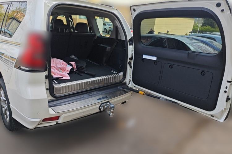 Used Toyota Prado 2019 3.5L Automatic TX-L Deluxe Edition with Rear-Mounted Spare Tire Trunk
