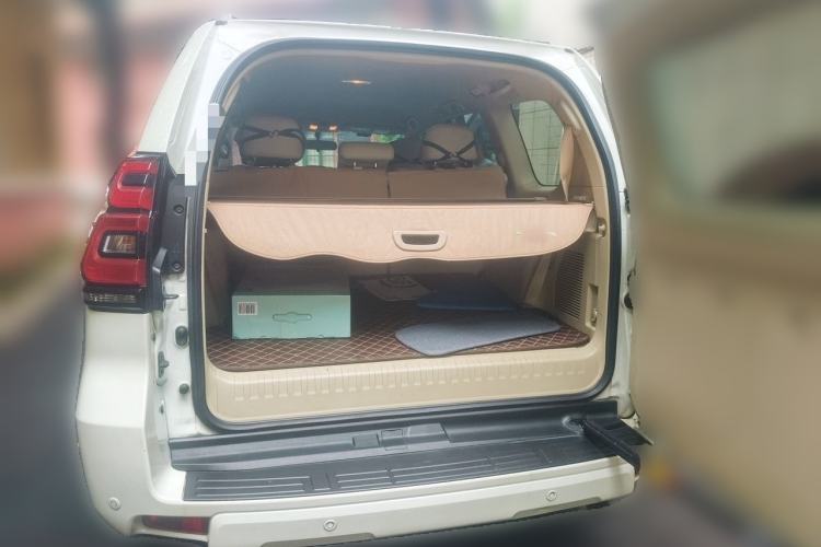 Used Toyota Prado  Trunk