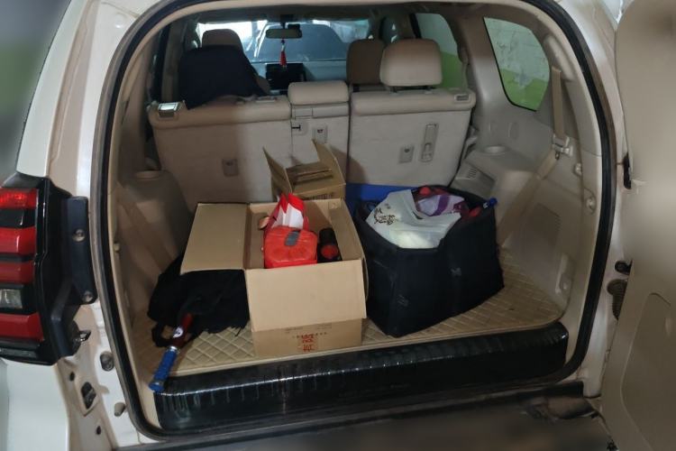 Used Toyota Prado 2019 4.0L GX-R Dubai Edition – Middle East Trunk