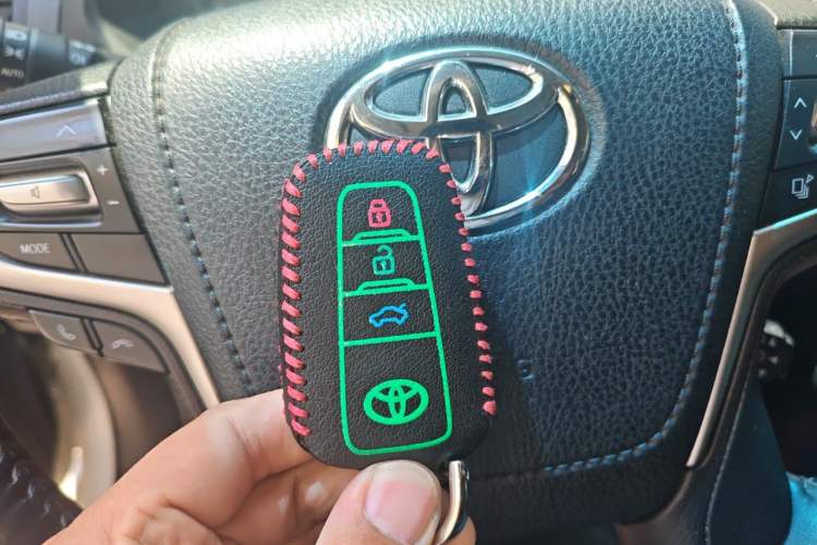 Used Toyota Prado  Vehicle Key