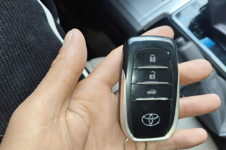 Used Toyota Prado  Vehicle Key