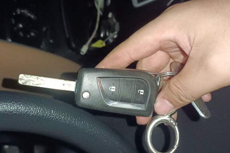 Used Toyota Prado  Vehicle Key