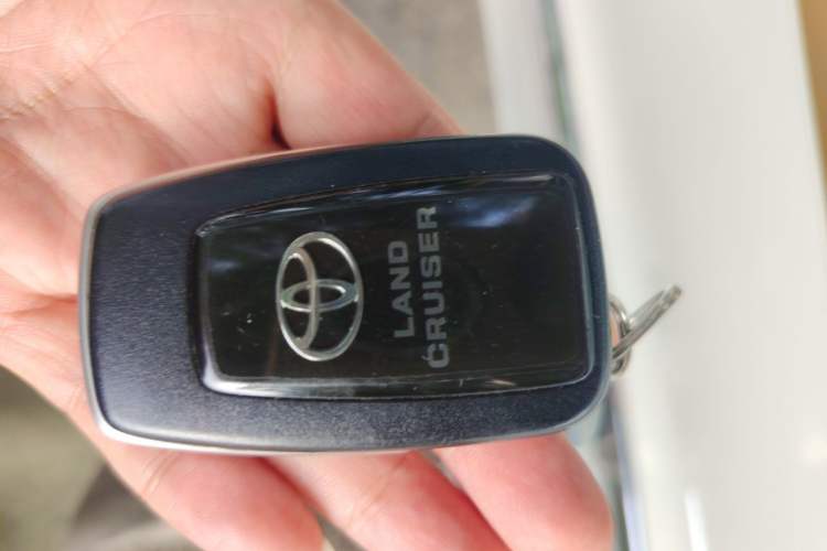 Used Toyota Prado  Vehicle Key