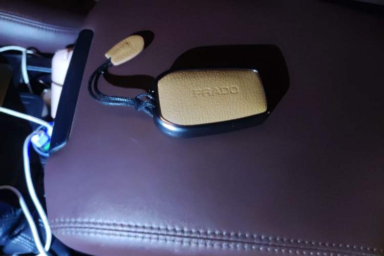 Used Toyota Prado  Vehicle Key