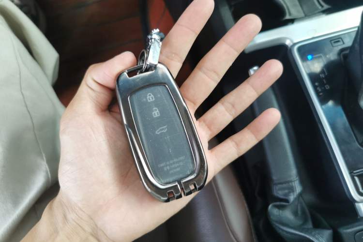 Used Toyota Prado 2019 3.5L Automatic TX-L Deluxe Edition Vehicle Key