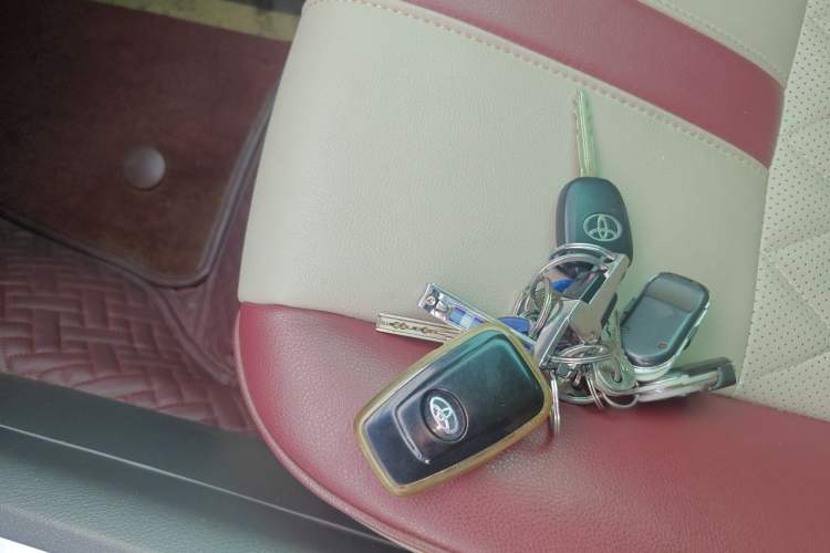 Used Toyota Prado  Vehicle Key