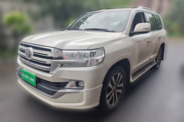 Toyota Prado Land Cruiser, automatic transmission, 4.0-liter engine: seven seats مستعملة