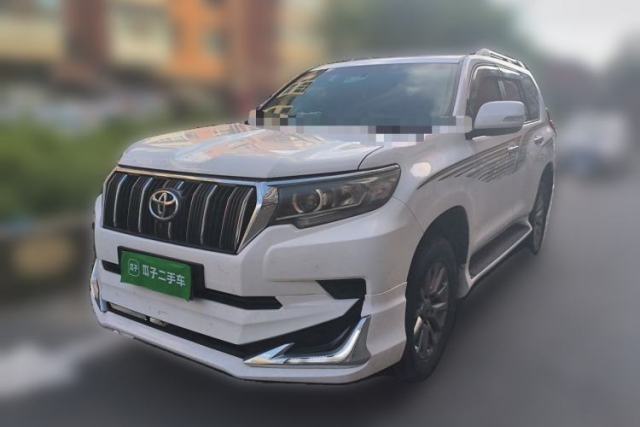 Ojetý Toyota Prado Toyota Prado 2019, 2.7L automatic, 7-seater (parallel import)