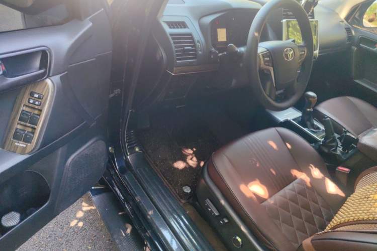 Used Toyota Prado  Driver Seat